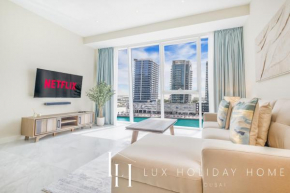 LUX The Pad Executive Suite Canal View 5